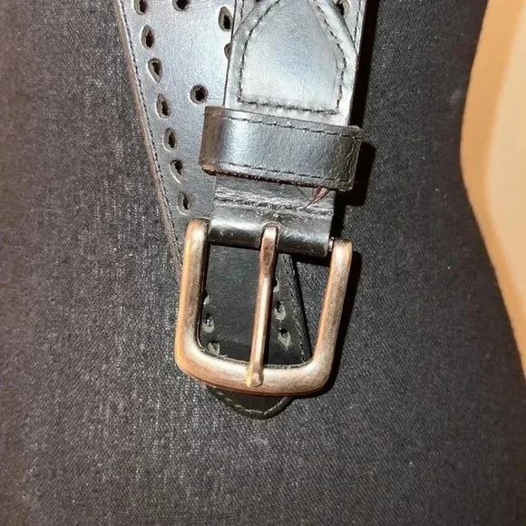 Unisex Genuine Black Perforated Leather Belt with Brushed Silver Buckle XL - Picture 12 of 14